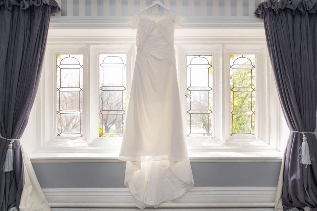 Bridal prep at Stirk House