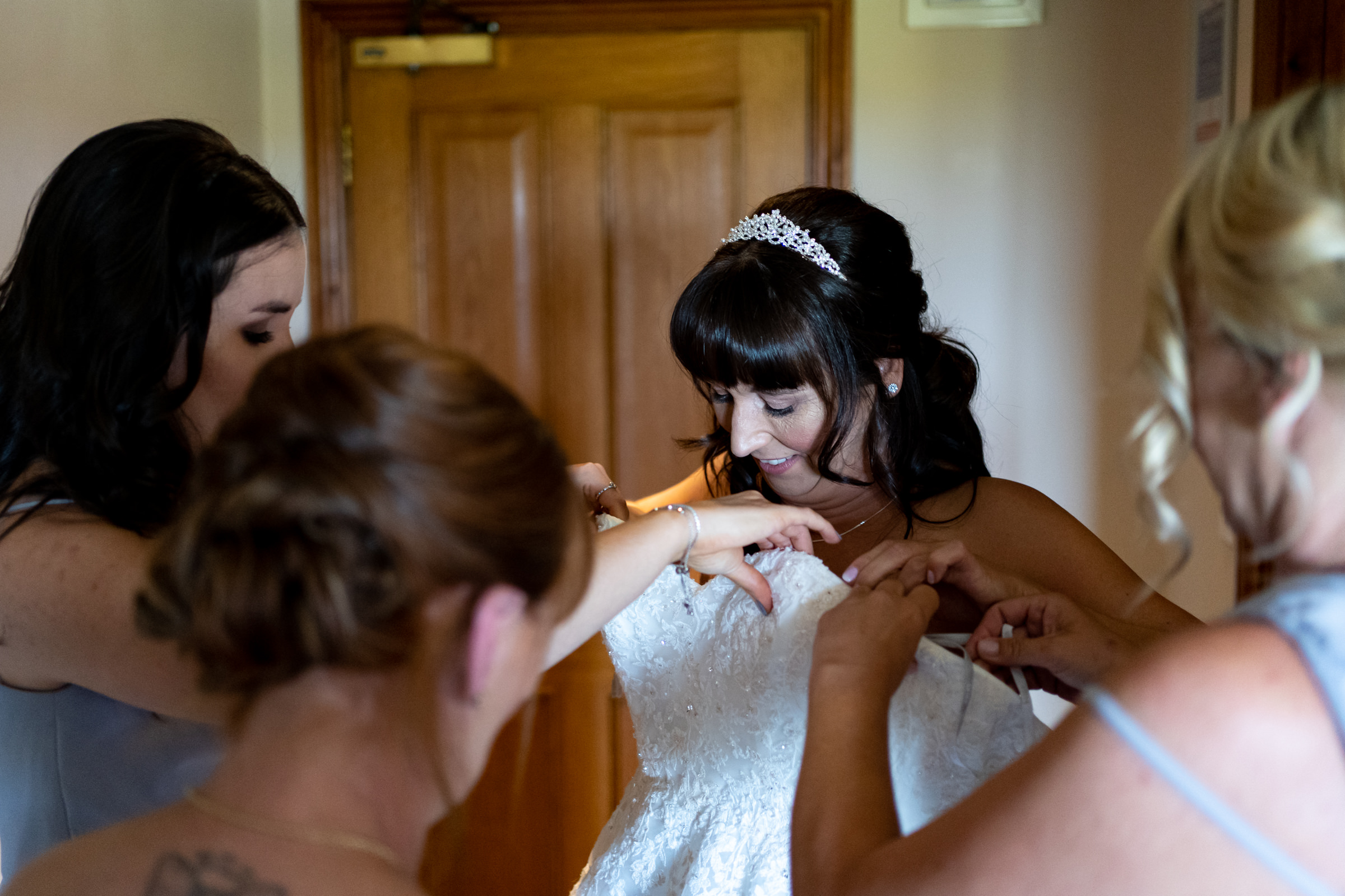 Wedding Prep at The Hunstman Inn