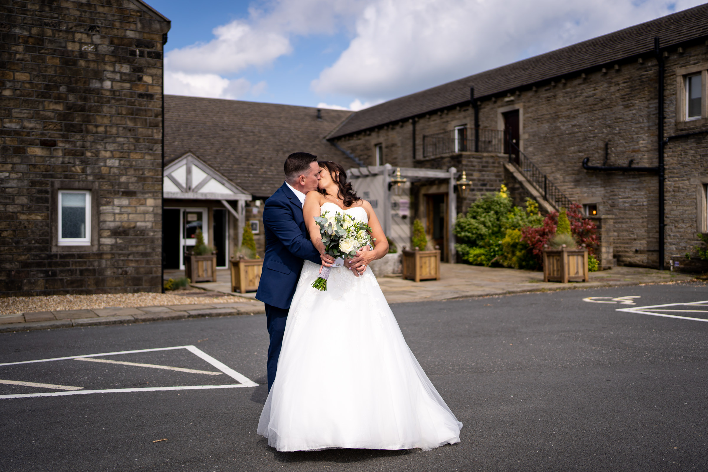 Couple Portraits at The Hunstman Inn
