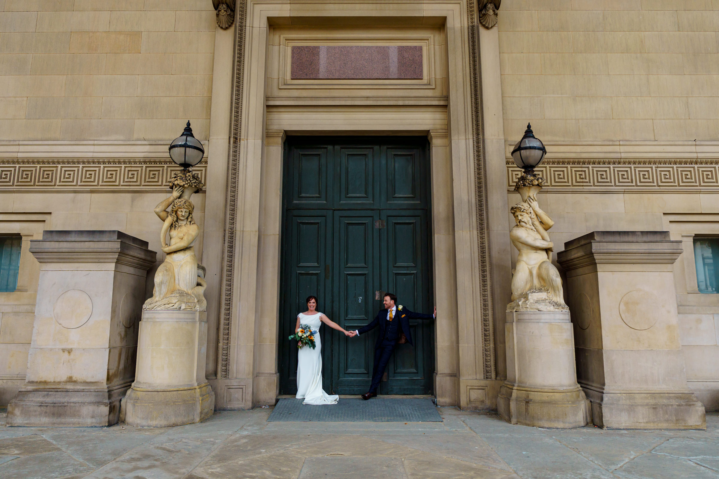 Bride and groom portrait at St Georges Hall, Liverpool