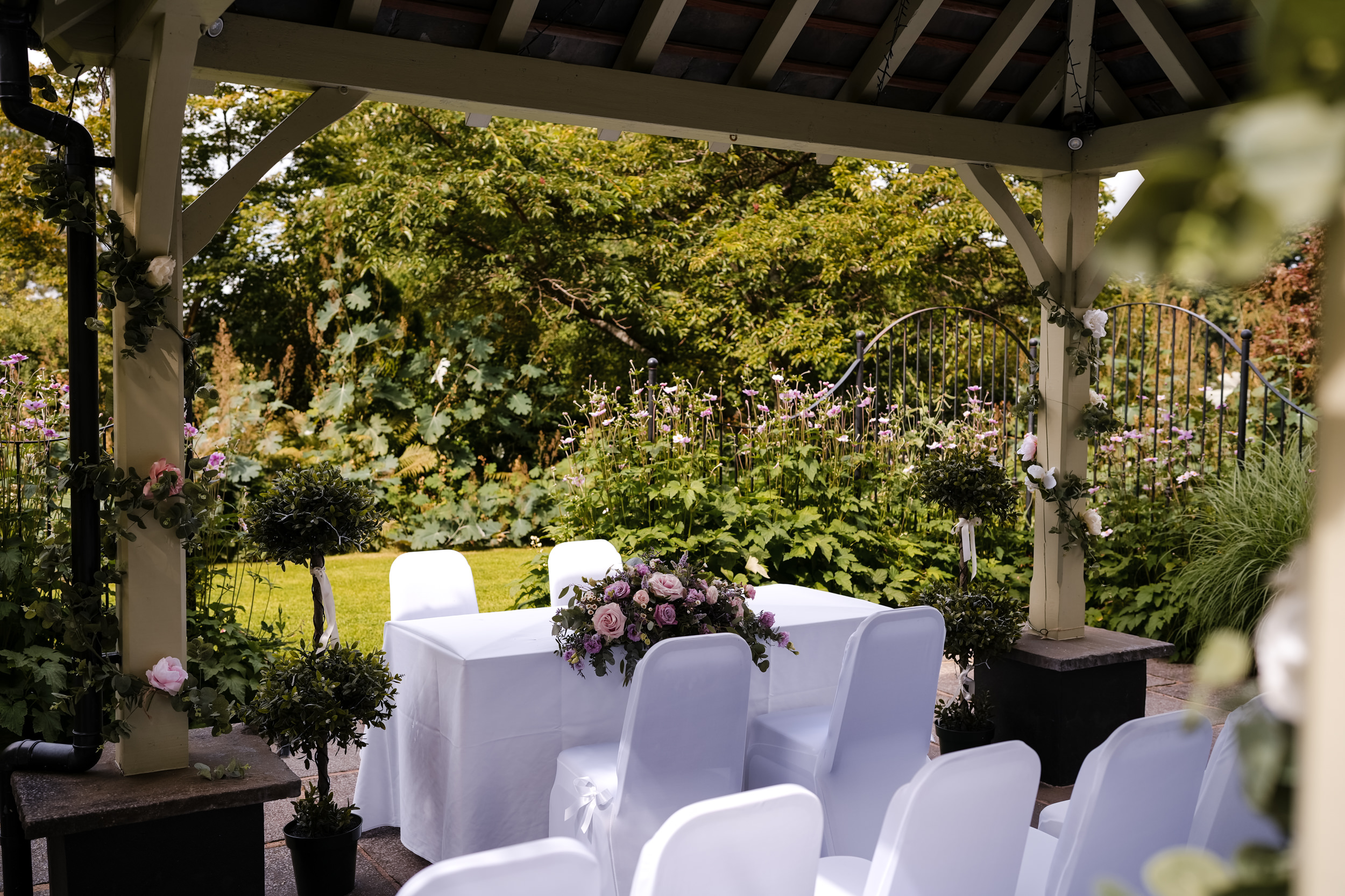 Castle Green's outdoor ceremony area