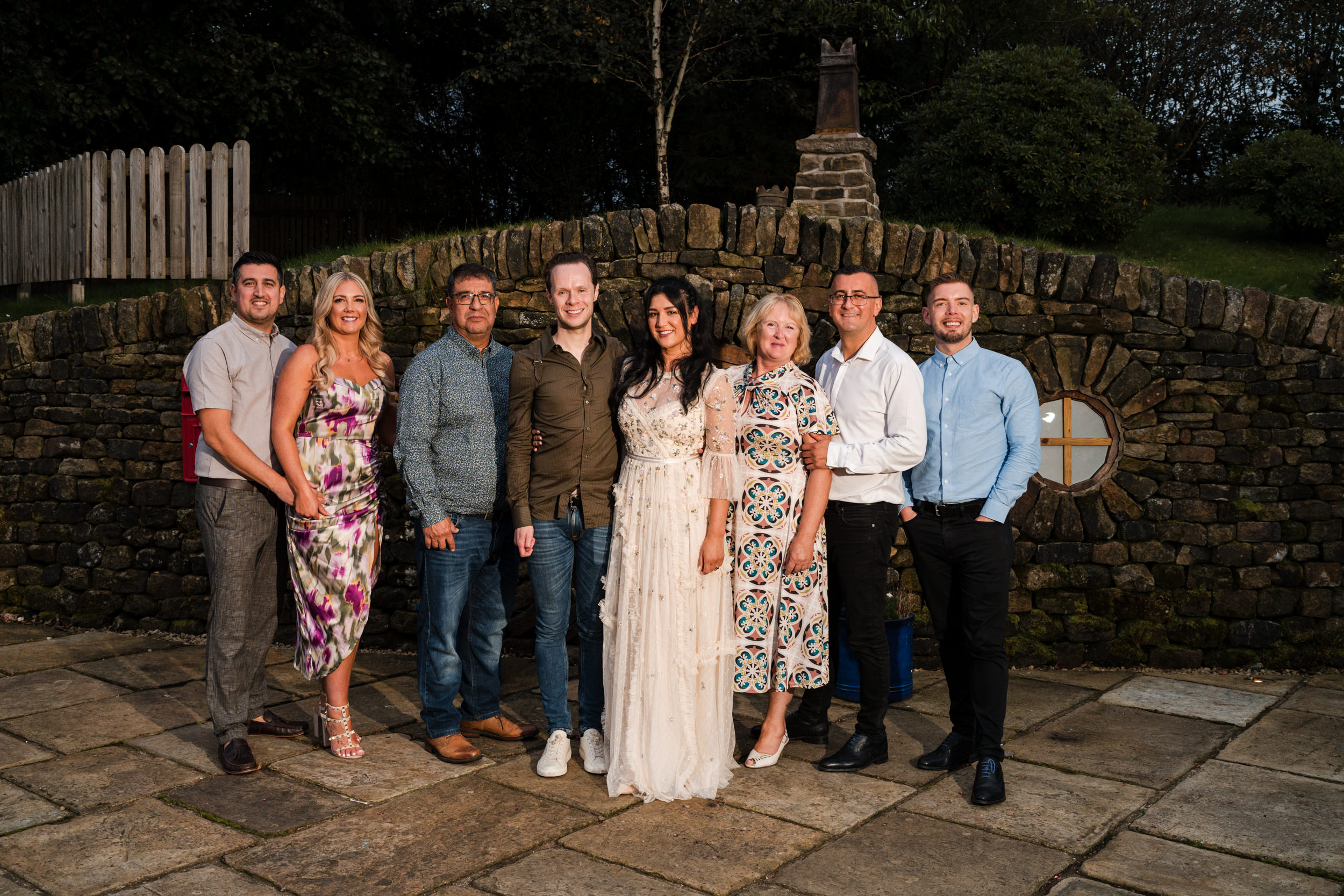 Group photo at the White Hart Inn, Lydgate.