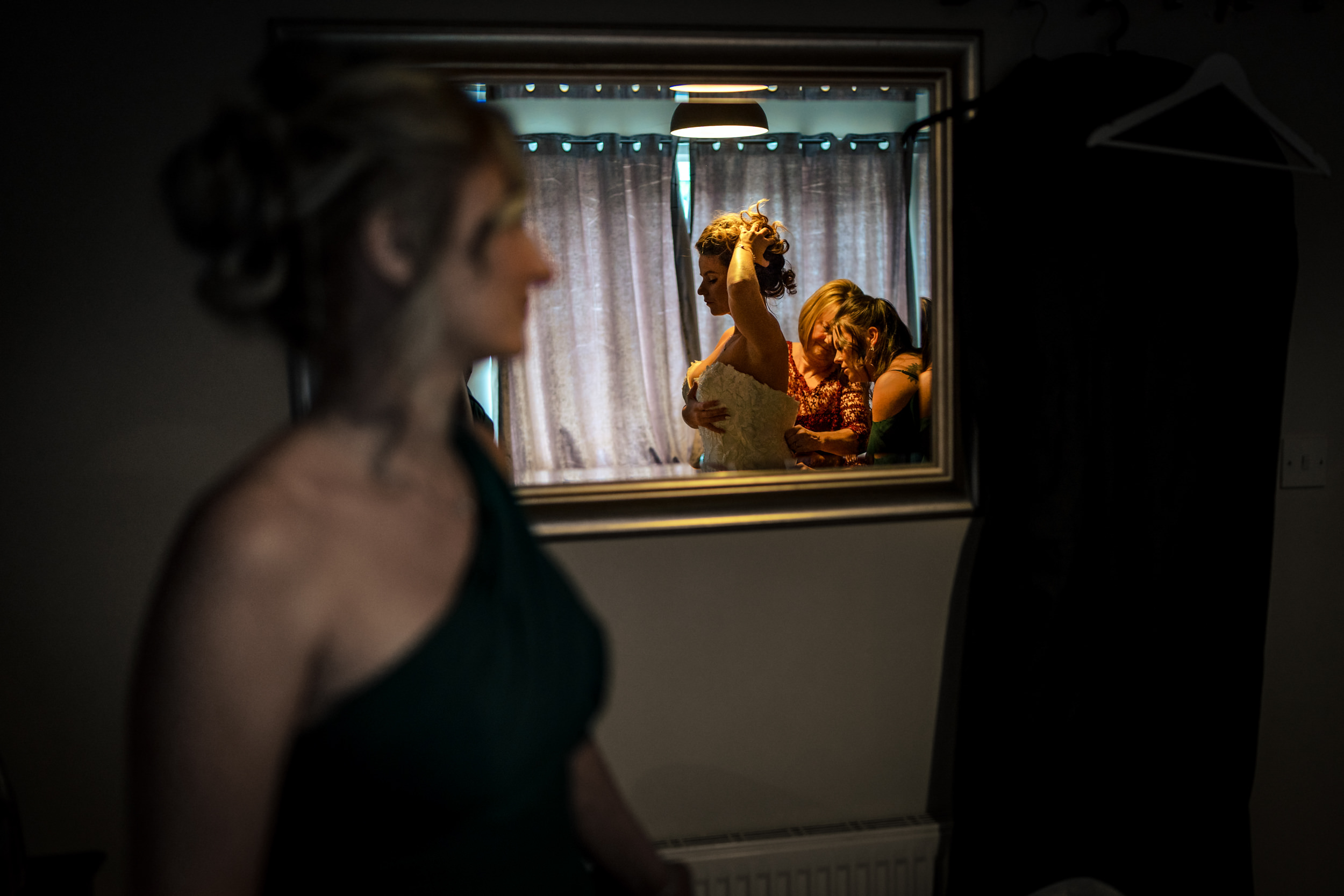 the bride getting ready at Grains Bar.