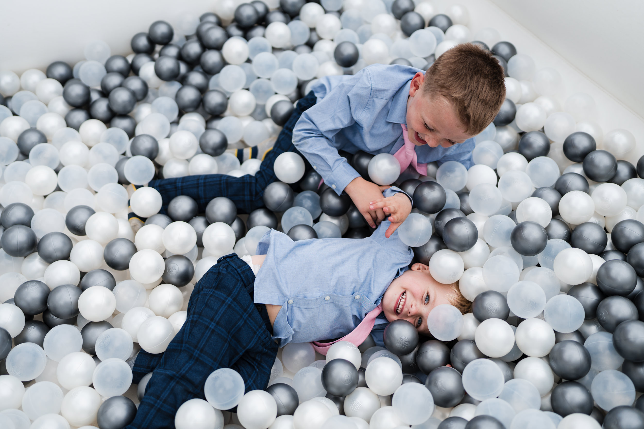 Ball pit