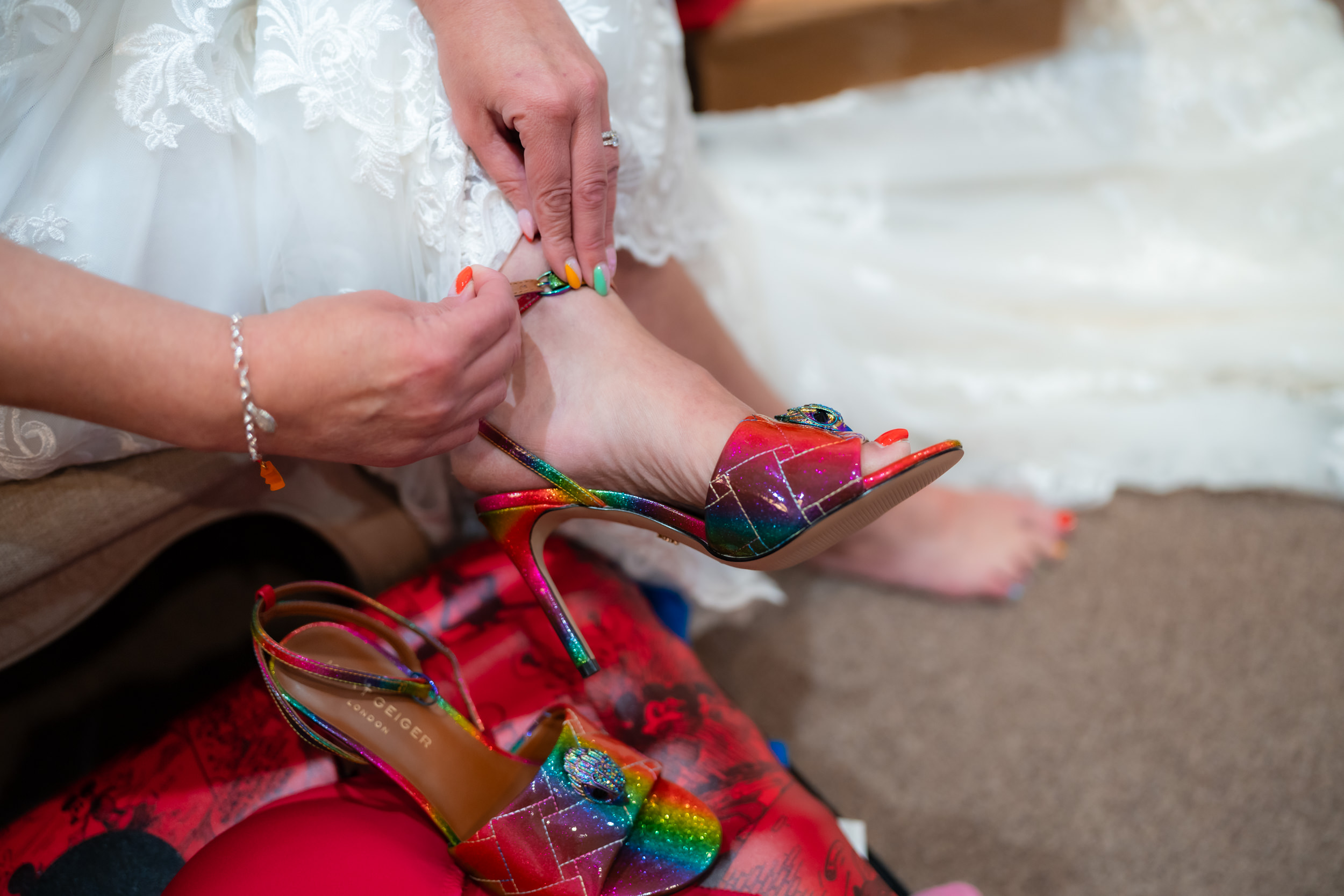 Bridal prep at Grains Bar Hotel